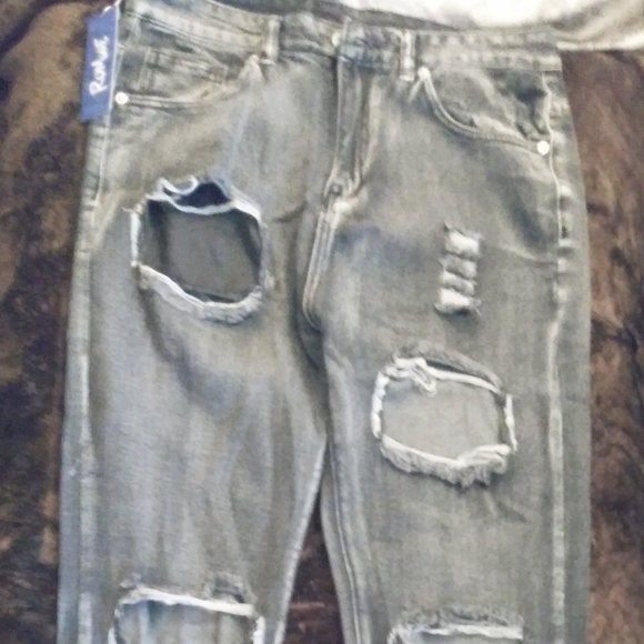 Brand New Men's Distressed Jeans - Picture 2 of 7